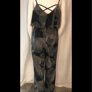 RUNWAY STOY Jumpsuit SIZE Small🤩
